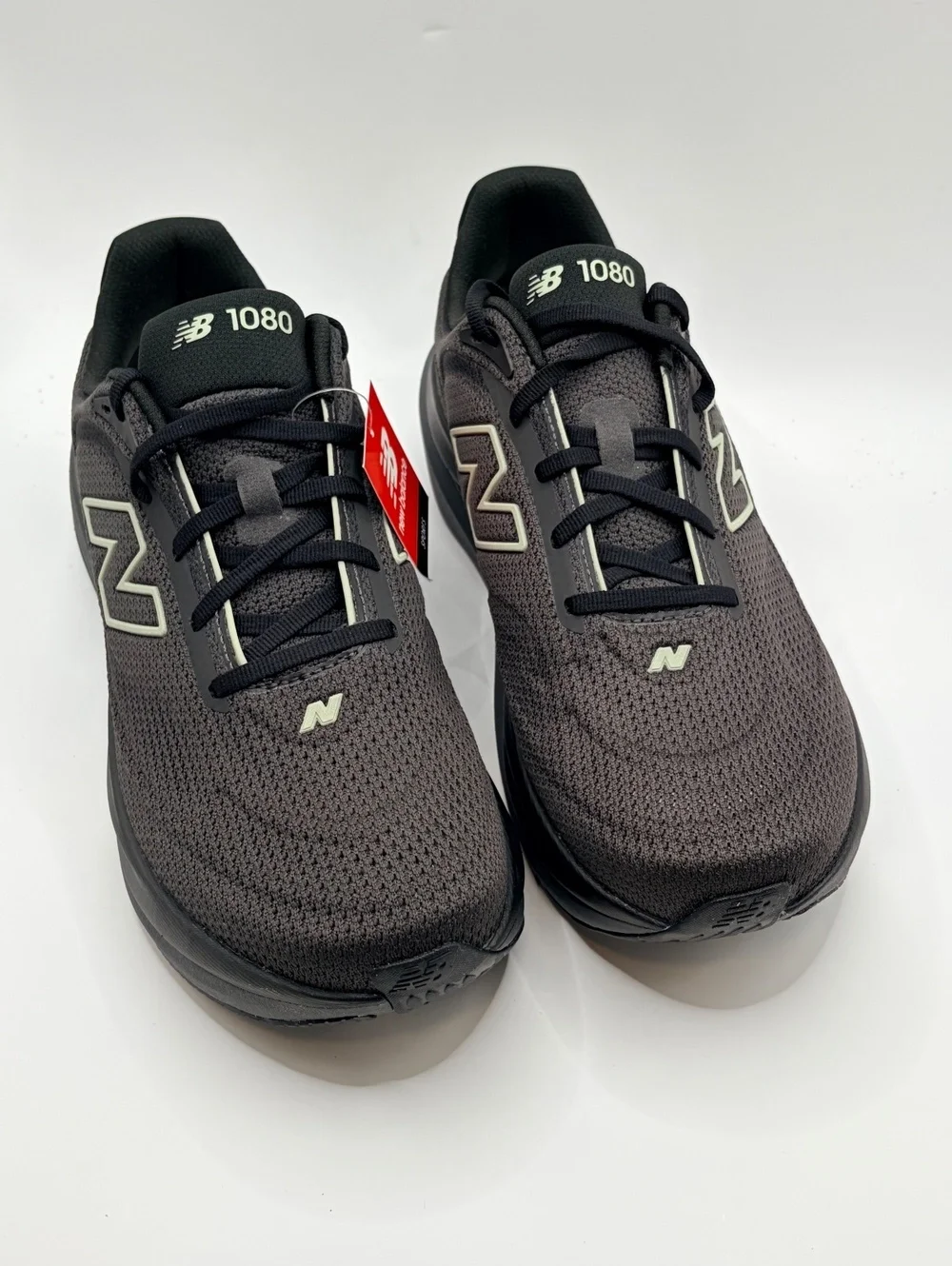 New Balance 1080v12 Men's Running Shoes Black Size 9.5 with Extra Cushioning